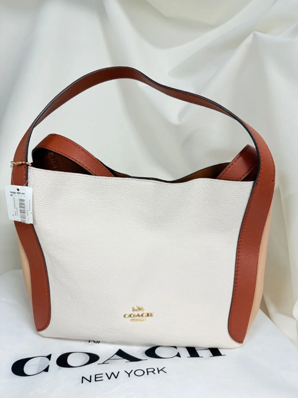 COACH 76088 Hadley hobo in colorblock Chalk Multicolor